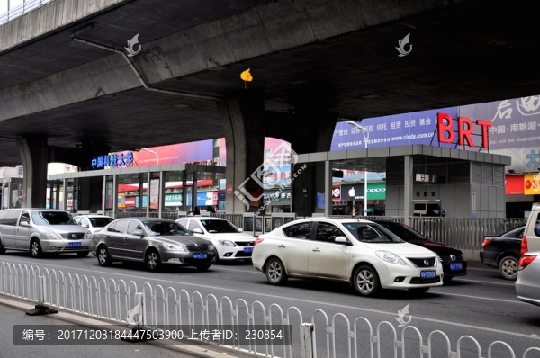公交車站,BRT