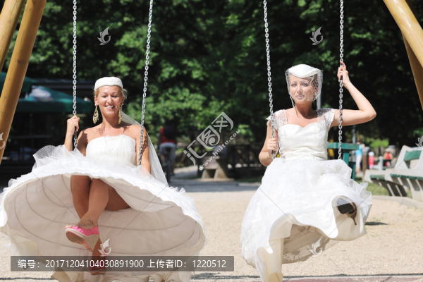 女人
