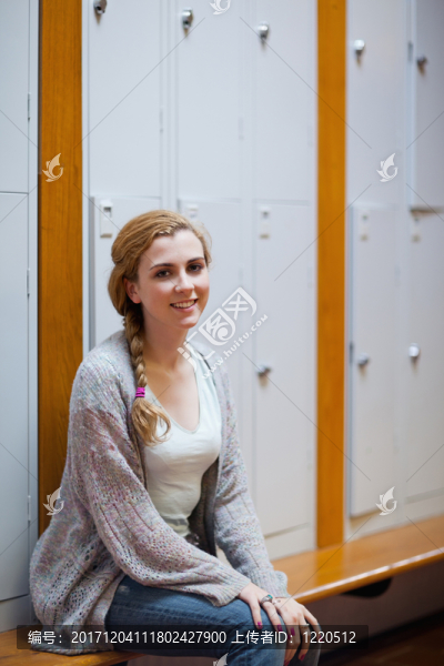 女人