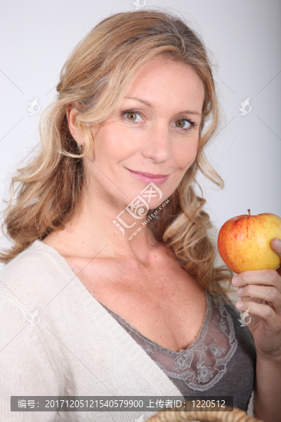 女人