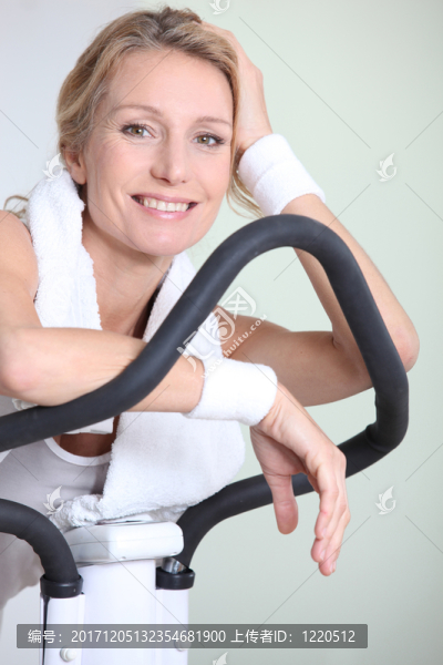 女人
