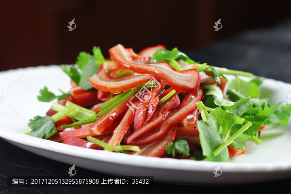 香菜拌豬耳,香菜順風(fēng)