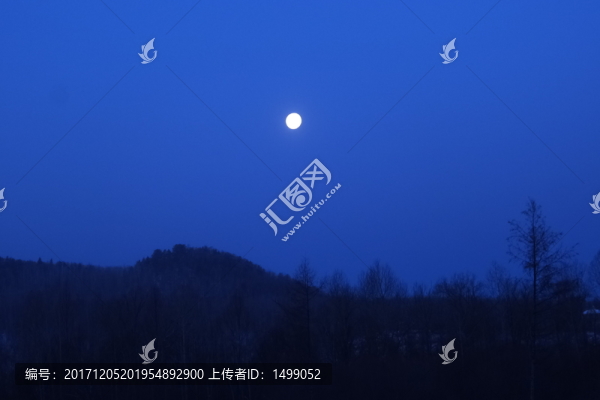 滿(mǎn)月