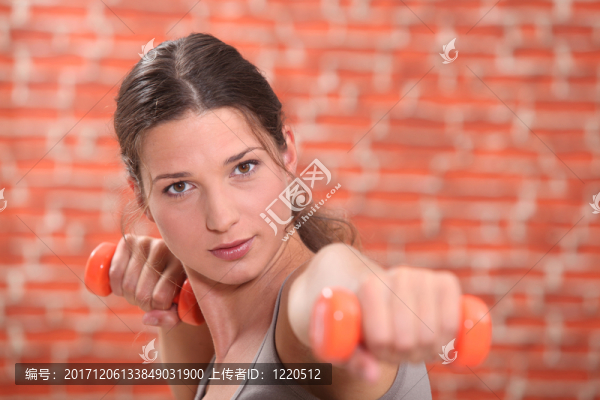 手