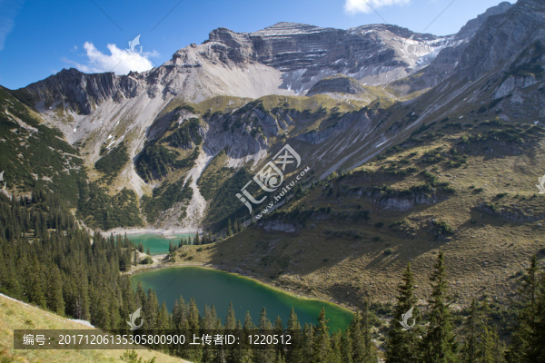 在阿爾卑斯山徒步旅行，巴伐利亞