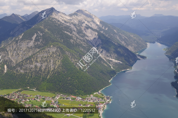 阿亨湖