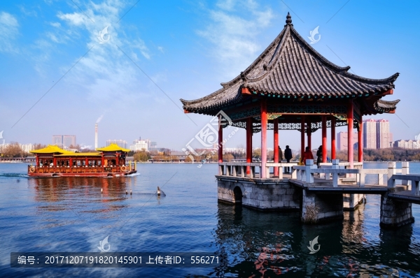 游船