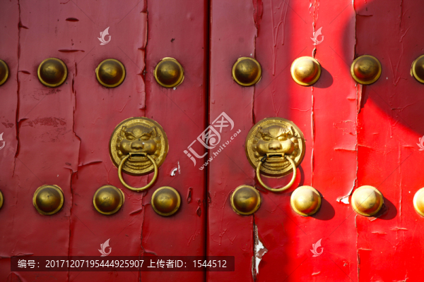 紅色大門