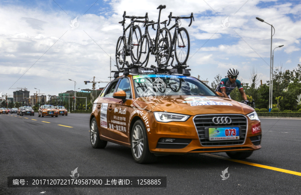 環(huán)青海湖自行車賽