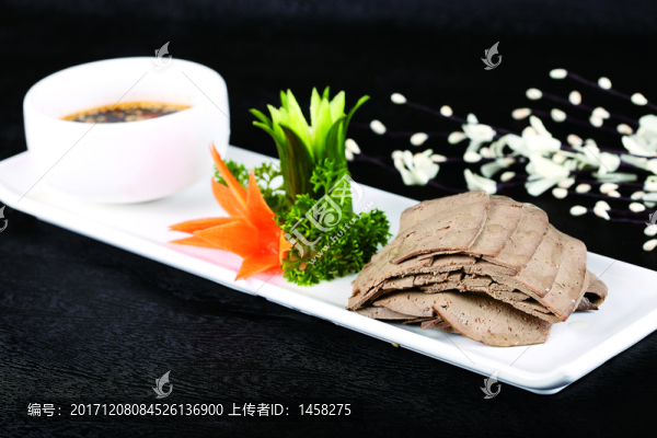 鹽水豬肝