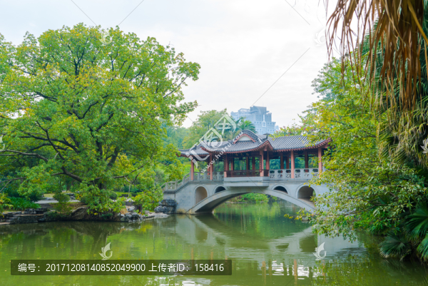 廣西柳州柳候公園羅池風(fēng)雨橋