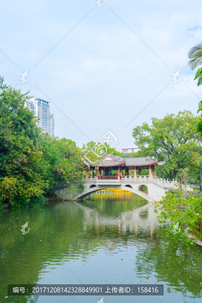 廣西柳州柳候公園羅池風(fēng)雨橋