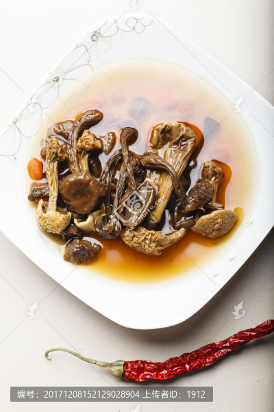 野生菌湯