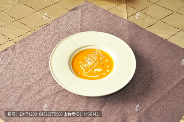 甘筍杏仁濃湯