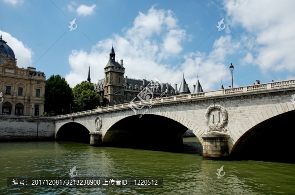 旅行