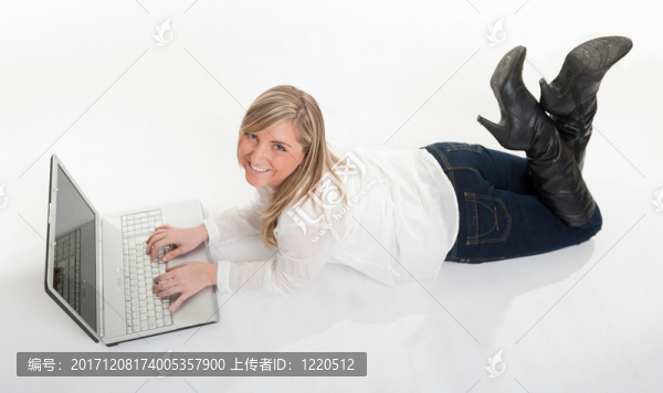 女人