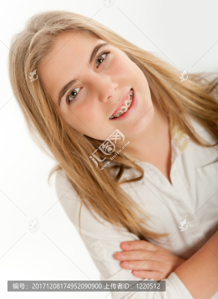 笑