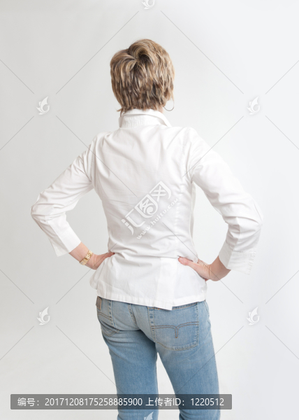 女人