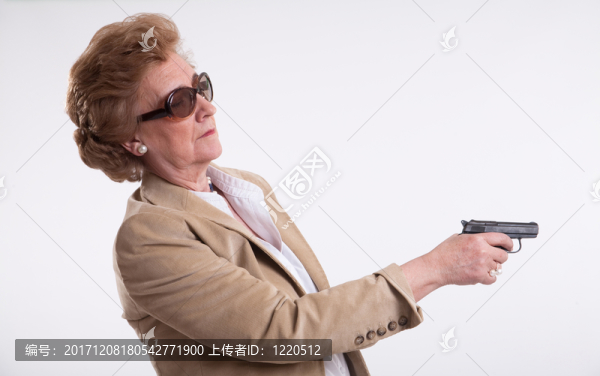 女人