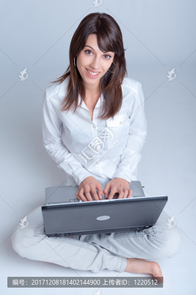 女人