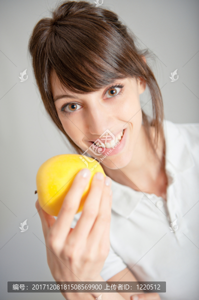 女人
