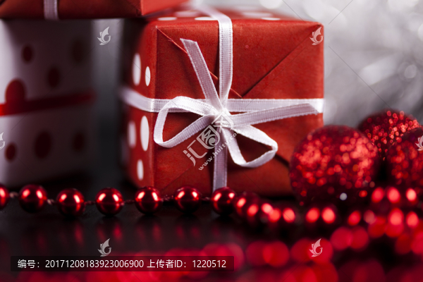 假日