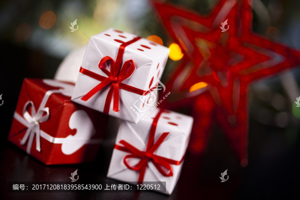 假日