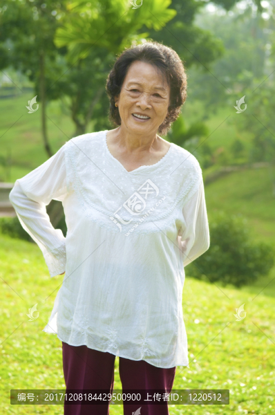 女人