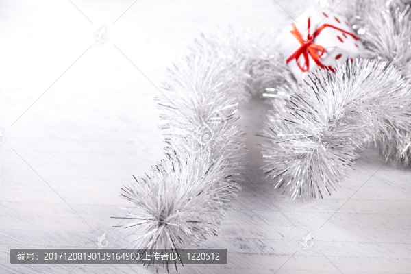假日