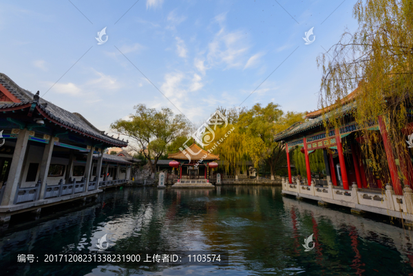 濟(jì)南趵突泉公園