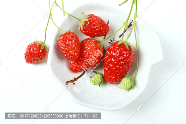 草莓