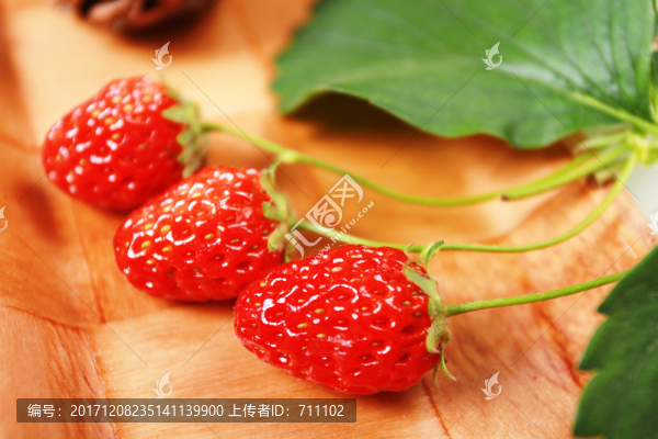 草莓