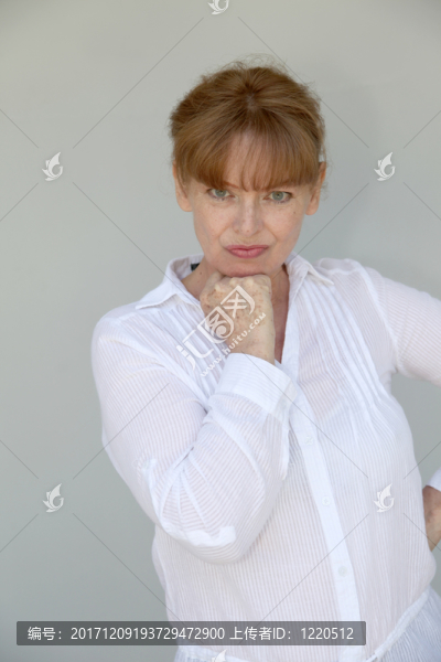 女人