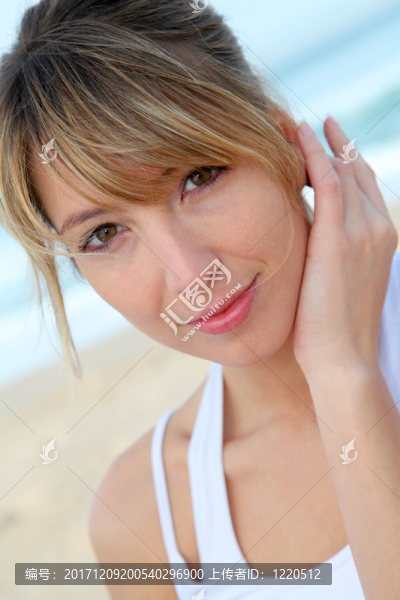 女人