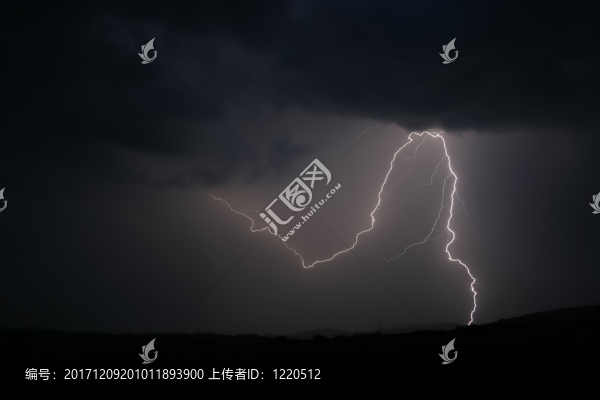 發(fā)出光