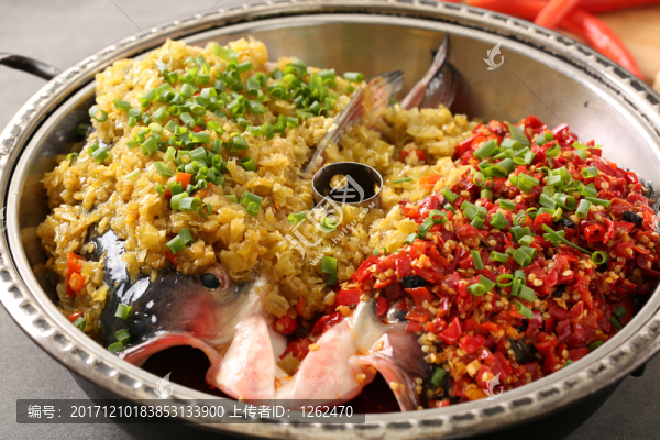 汽鍋雙椒魚頭