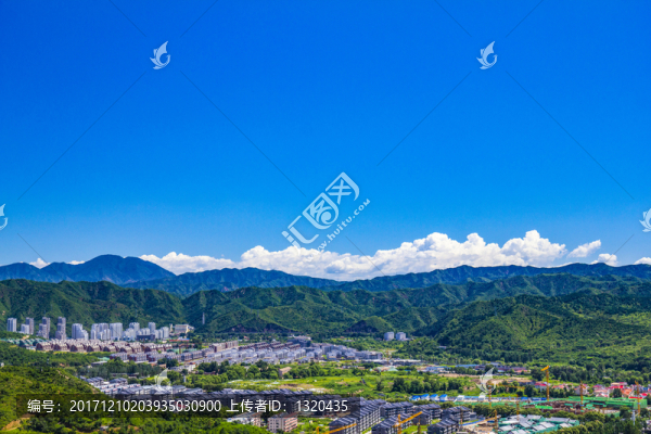 青山白云