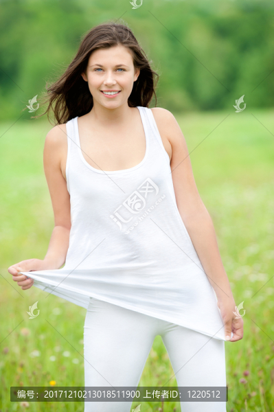 女人