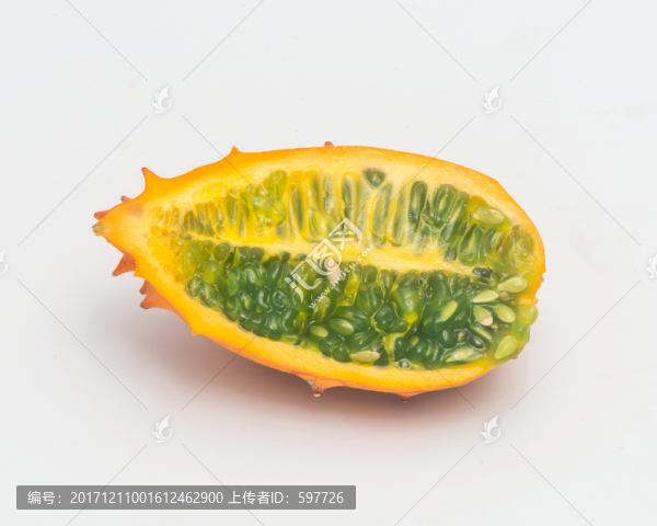 切開(kāi)的火參果