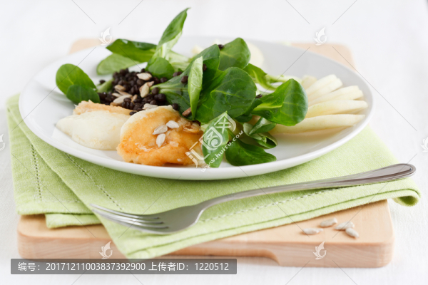 與halloumi玉米沙拉
