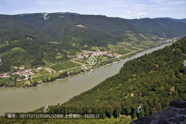 旅游