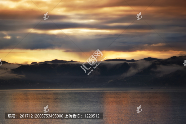 藍(lán)色