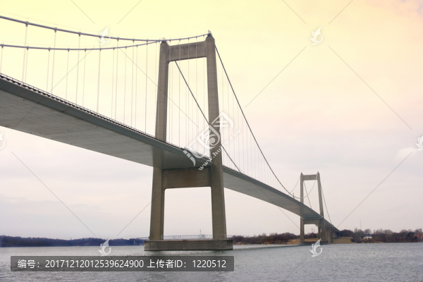 藍(lán)色