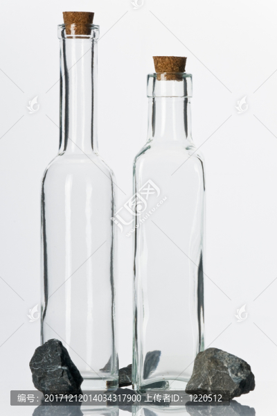 用石頭瓶