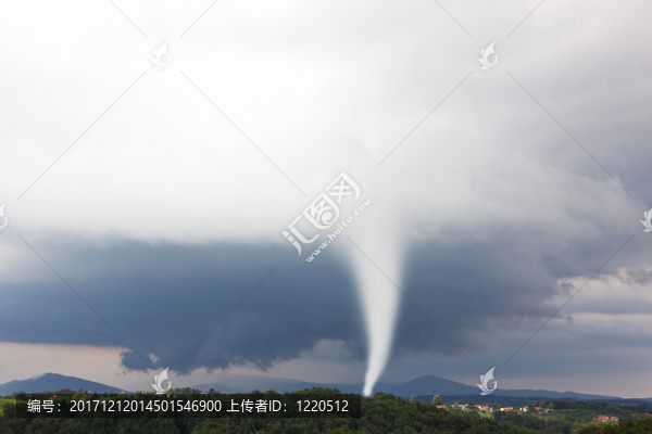 雷雨