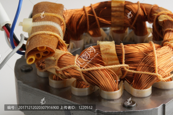 里面的