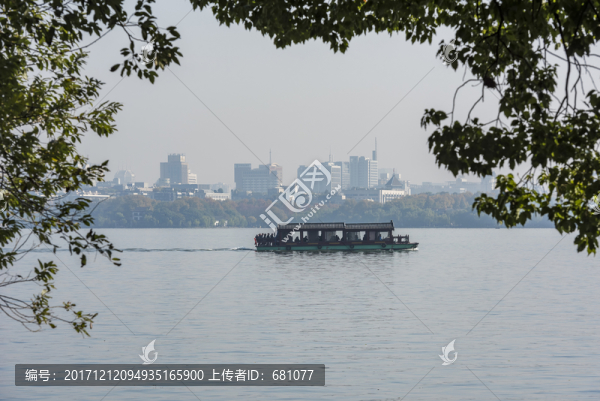 杭州西湖游船