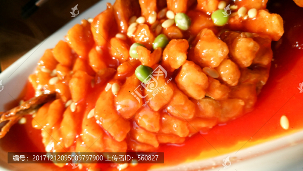 松鼠魚
