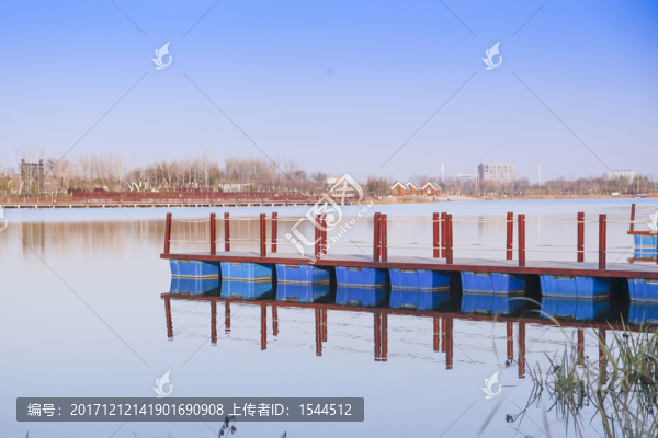 湖