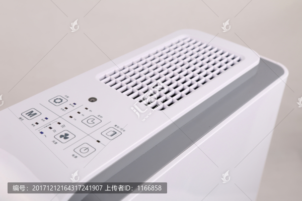 白色空氣凈化器